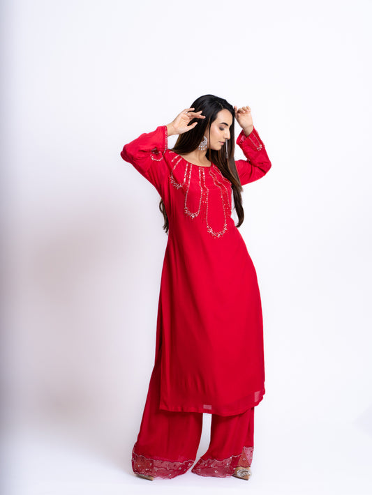 EMBELLISHED CO-ORD SET WITH ORGANZA SLEEVES KURTA AND PANT