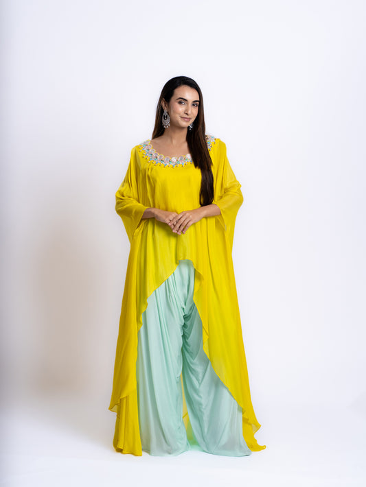 EMBELLISHED SET WITH CAPE KURTA & DHOTI